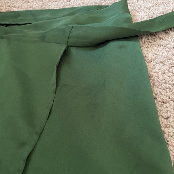Forest Green Satin Wrap skirt - Picture 3 of 3